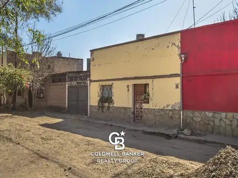 Casa en venta ubicada en calle Zuviria 1409