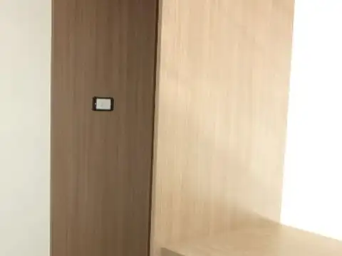 Av. Rivadavia 13300, Piso 5