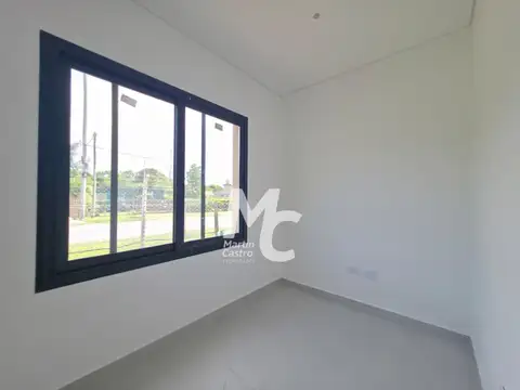 Casa Santa Elisa, Pilar Del Este