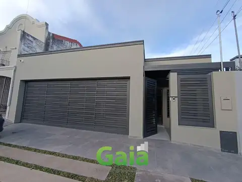 Casa en Alquiler Tres Cerritos