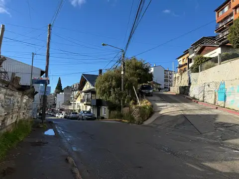 Terreno en Venta 20  mts Fondo