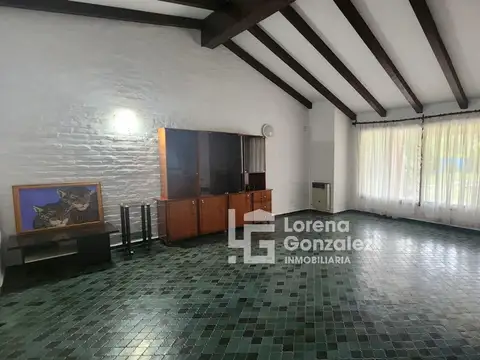 Quinta en Venta en Barrio el Cazador, USD 280.000