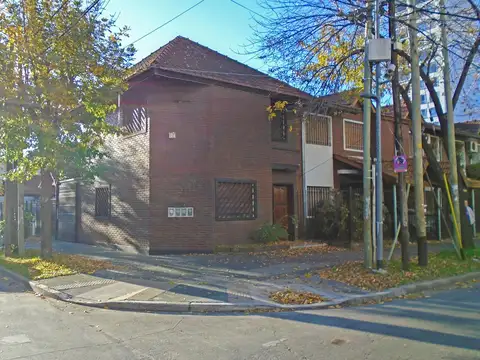 VENTA CASA 4 AMBIENTES EN VILLA BALLESTER