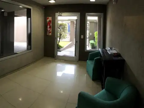 MENDOZA Nº 224 PISO 12 B E/ MACHADO Y ALEM