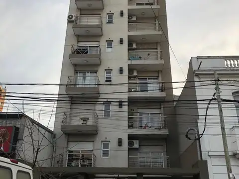 depto mono amb.  frente con balcon