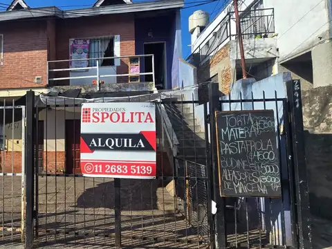 PH con patio y cochera en aquiler en José León Suarez, San martin, Bs. As.