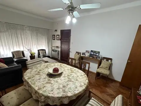 Casa 4 ambientes con 1 baño