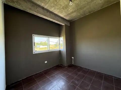 Casa 6 ambientes con 1 baño