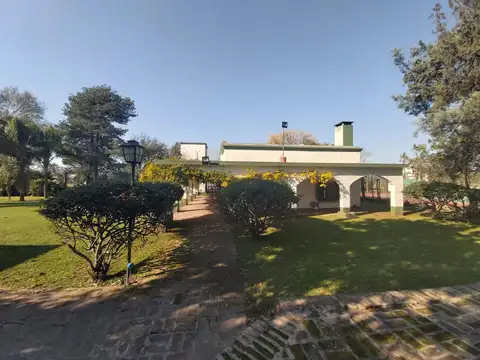 Chacra de ensueño con  casco| piscina | apta quinta vacacional| San Miguel del Monte