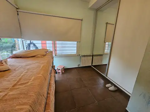 Casa 5 ambientes con 1 baño