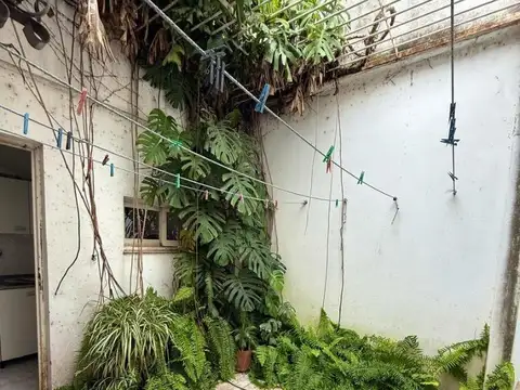 Casa en Venta con 4 cocheras