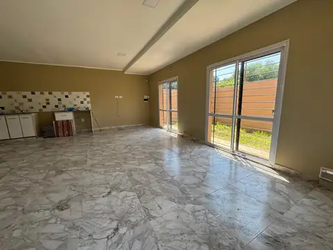 Venta casa a ESTRENAR - Lobos