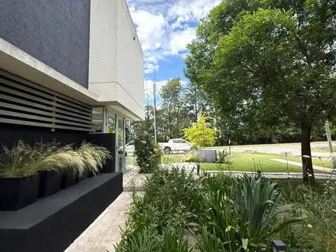 Alquiler Oficina Aldea Fisherton CRISTALINA