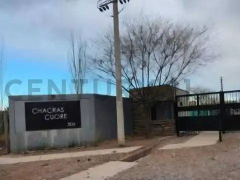 VENTA DE LOTE BARRIO SEMI PRIVADO CHACRAS CUORE
