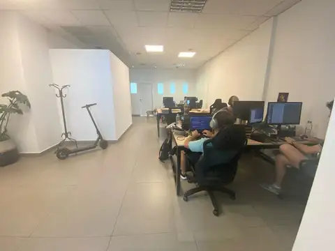 ALQUILER OFICINA PREMIUM - Opcional 2 cocheras