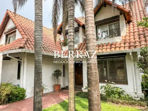 Casa Venta 3 Dormitorios Barrio Olivos Golf Club Lote de 638 m2 Pilar