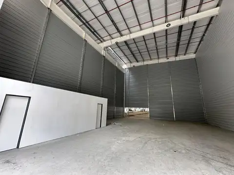 Venta Depósito 1116m2 en predio dentro Parque Ind. Tigre