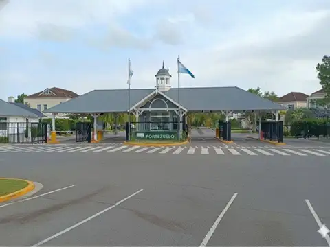 Dean Funes s/n y Sarmiento , Piso 0