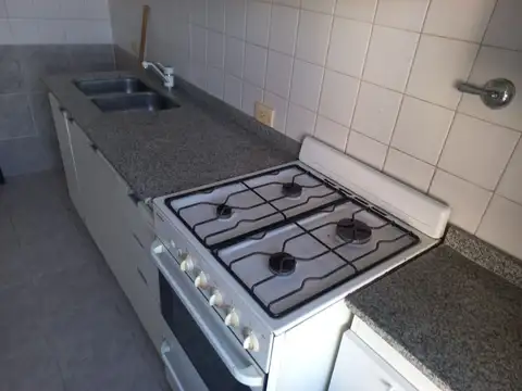 Departamento en Alquiler en Riverside Towers, $ 650.000