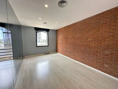 Oficina en Alquiler en Puerto Madero, USD 2.100