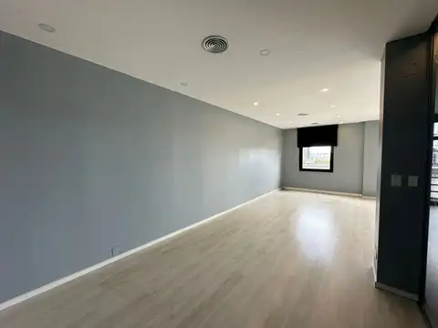 Oficina en Alquiler 21 años