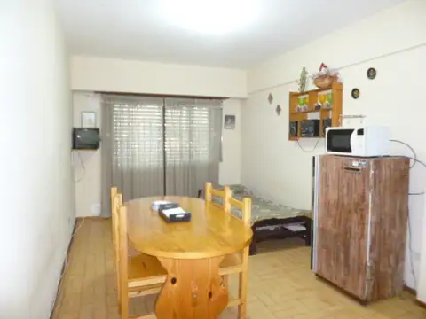 DEPARTAMENTO DE 2 AMBIENTES FRENTE AL MAR  