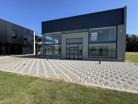 Local en Venta en Funes, USD 530.000