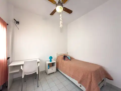 Casa en Venta en Los Hornos, USD 140.000