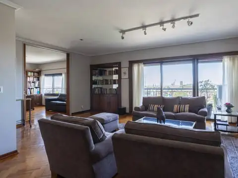 Av. del Libertador y Suipacha