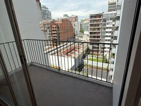 Pacheco de Melo 2900, Piso 8