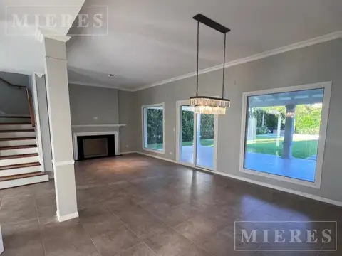 Casa en Alquiler de 4 dormitorios