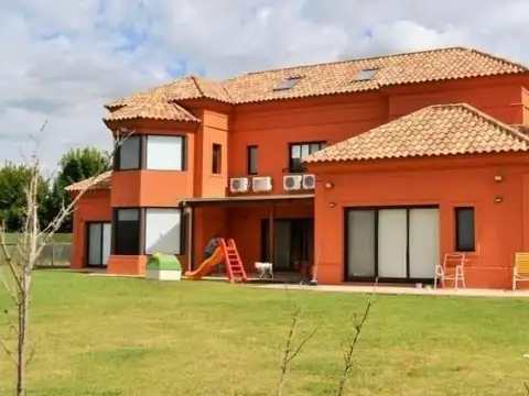 Casa en Venta en Pilara, USD 850.000
