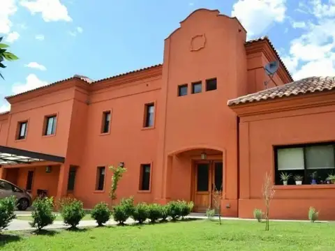 Casa  en Venta ubicado en La Berlina, Pilara, Pilar