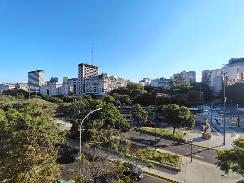 Carlos Pellegrini 1000