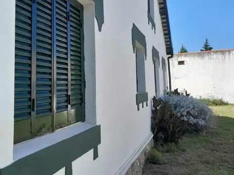 Se vende casa en pleno centro de la cumbre. apto comercial