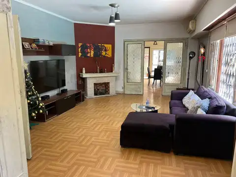 Depto Tipo Casa en Venta de 4 ambientes