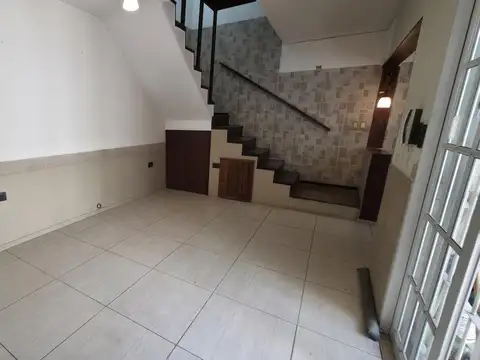 Depto Tipo Casa en Venta al Sur