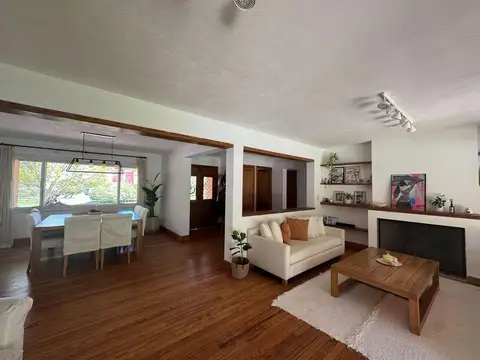 ALQUILER ANUAL CASA BARRIO VALLE CLARO BENAVIDEZ