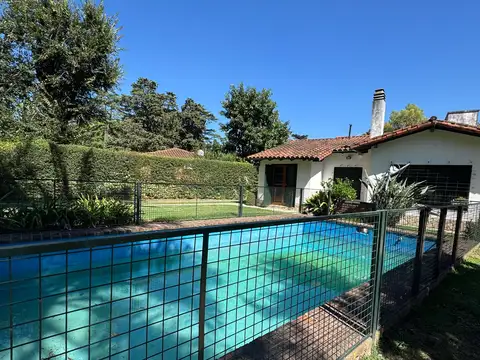 Barrio San Ignacio, Italia 3400