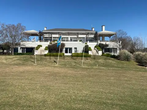 Everlinks Lujan 100, Piso 0