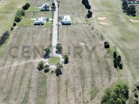 Everlinks Lujan 100, Piso 0