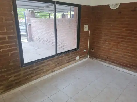 Depto Tipo Casa en Venta con 1 cocheras
