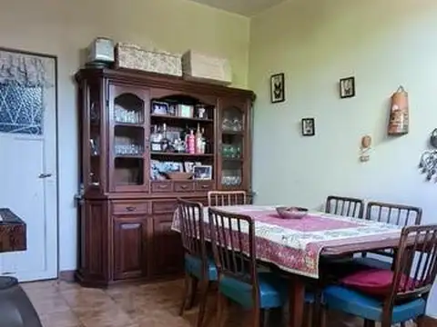 Casa en Venta en Castelar, USD 125.000