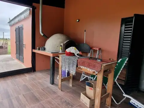 Casa 5 ambientes con 1 baño