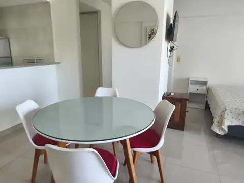 Jose A Cabrera  al 5600