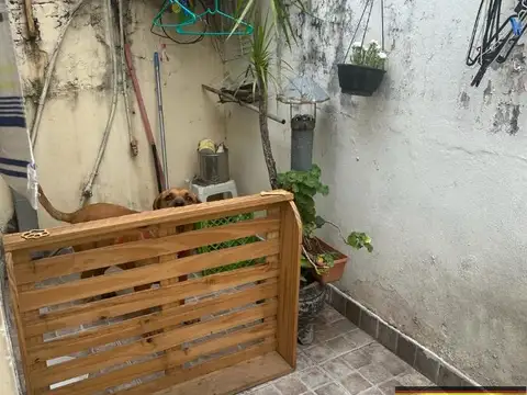 Depto Tipo Casa 6 ambientes con 2 baños