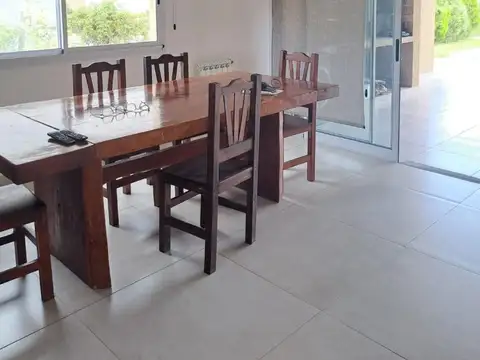 LCF. VENTA CASA CON SUM EN SAN RAMON PILAR DEL ESTE