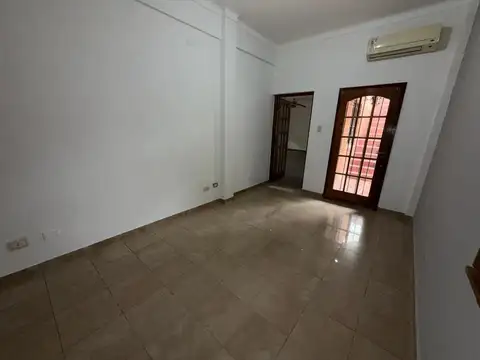 Casa en Venta en Castelar Norte, USD 187.000