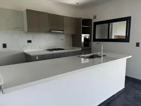 Casa en Venta al Noroeste