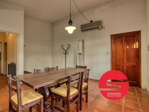 Casa  venta cerca del centro de Oliveros gran parque piscina casaquinta